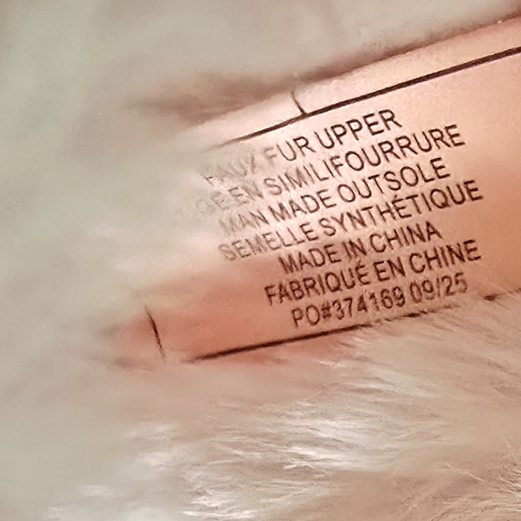 NEW! Juicy Couture Women's Faux Fur Slippers In Blush/Pearl Size M 6.5/7.5 - Picture 10 of 10